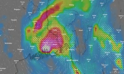 উপকূলে আঘাত হানতে শুরু করেছে সিত্রাং