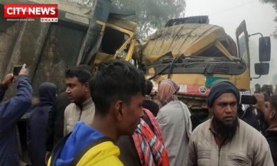 জয়পুরহাটের কালাইয়ে দুই ট্রাকের মুখোমুখি সংঘর্ষ, চালক নিহত