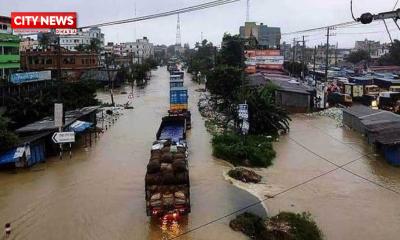 পানিতে তলিয়ে গেছে ঢাকা-চট্টগ্রাম মহাসড়ক