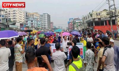 বেতন বৃদ্ধির দাবিতে ফের উত্তাল শ্রমিকরা , ঢাকা-ময়মনসিংহ মহাসড়ক অবরোধ